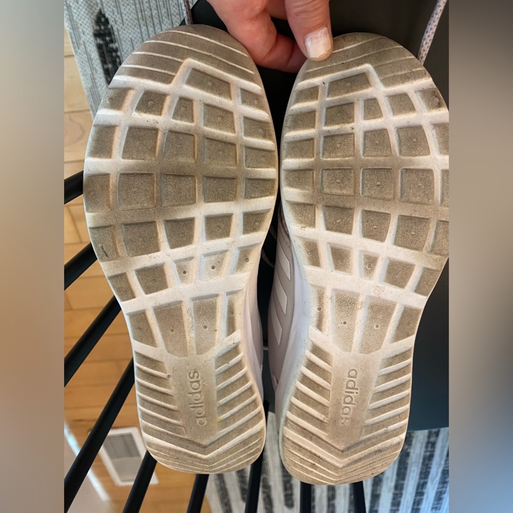Adidas - women’s tennis shoe size 7 color: soft pink. Great condition. - Picture 6 of 7